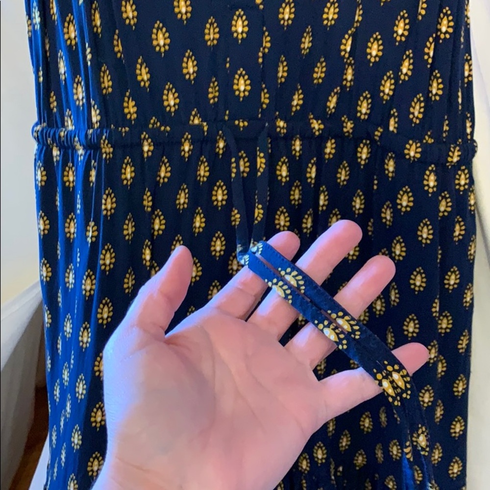 Dress - Picture 5 of 5